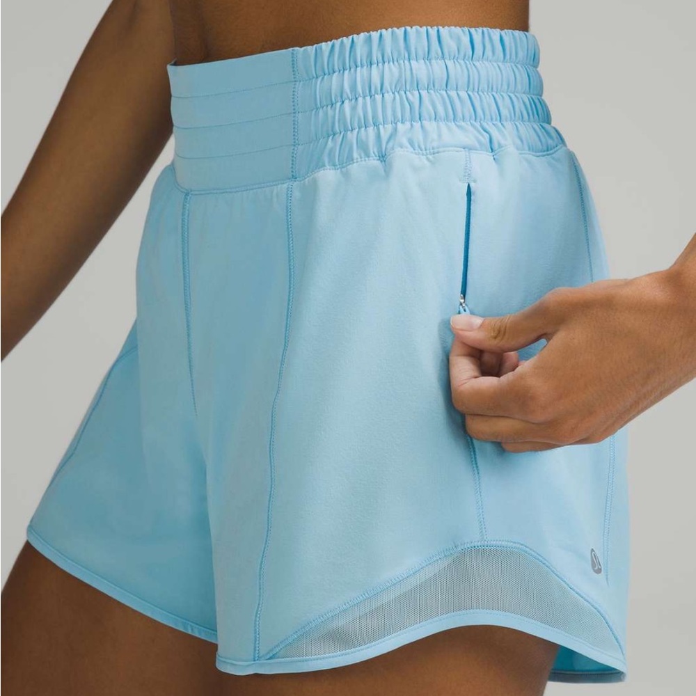 High rise hotty hot 4” shorts